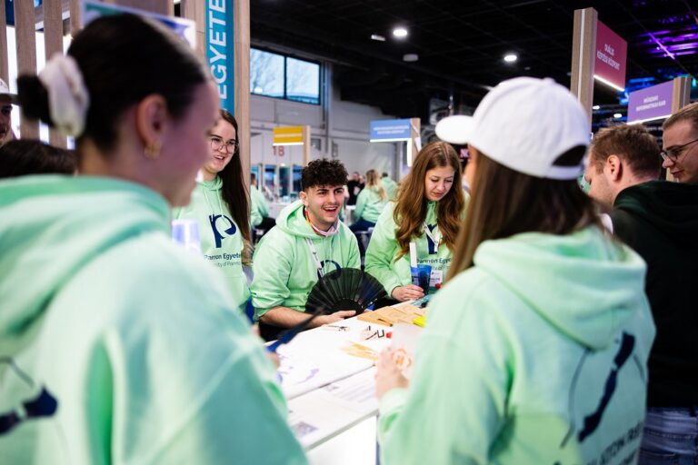 Diákok a 2024-es Educatio szakkiállításon