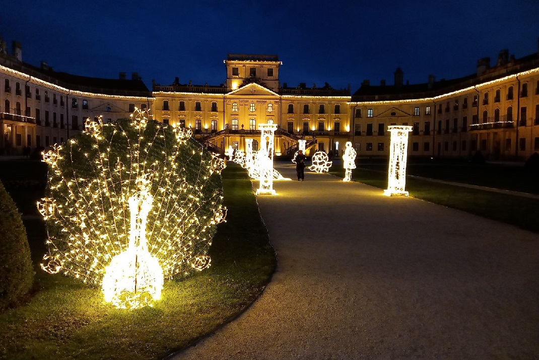 Fényünnep a fertődi kastélyban