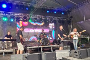 Koncert közben a Kinopuskin