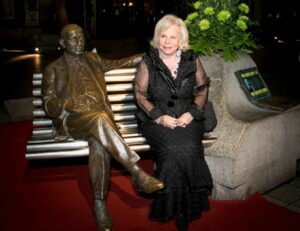 Kálmán Imre zeneszerző lánya, Kálmán Yvonne