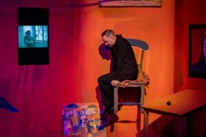 Járai Máté a kecskeméti színház Marimama előadásában