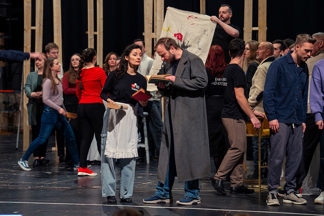 Bohémélet - nyílt próba a miskolci színházban