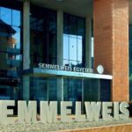 Semmelweis Orvostudományi Egyetem bejárat