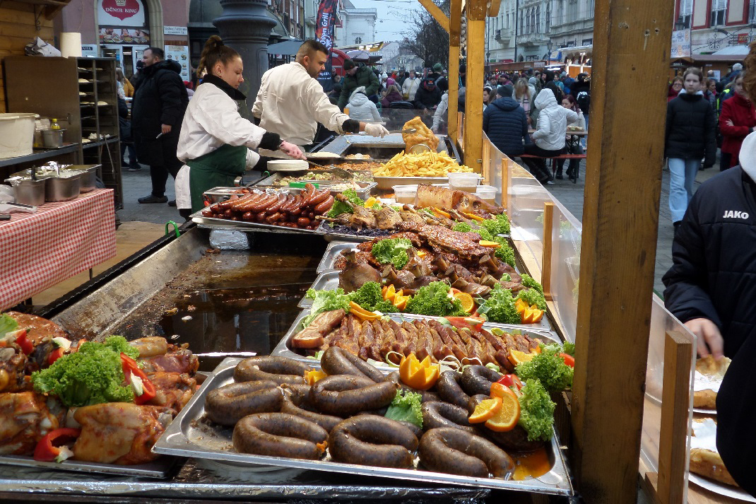 Disznótoros finomságok a Miskolci Kocsonyafesztiválon