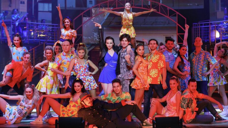 Hogyan tudnék élni nélküled? musical az Erkel Színházban