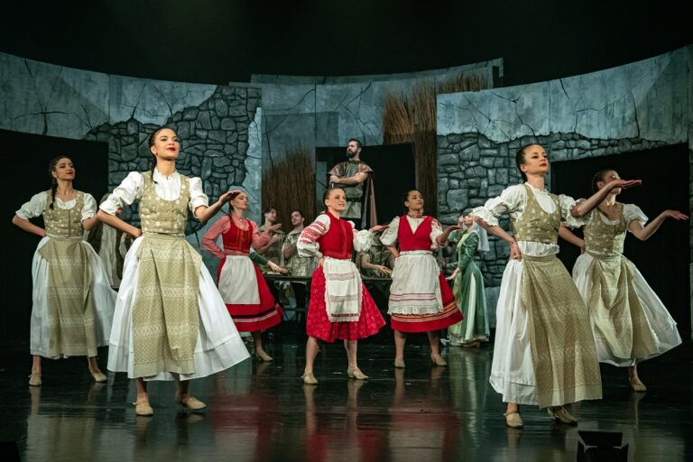 Miskolci Nemzeti Színház Toldi előadás