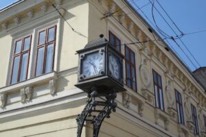 Kovácsoltvas utcai óra