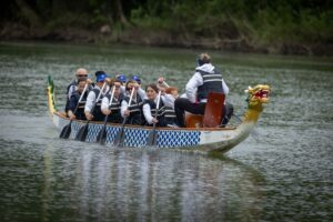 Sárkányhajó a Bodrogon