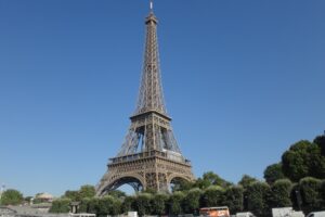 Eiffel-torony Párizs