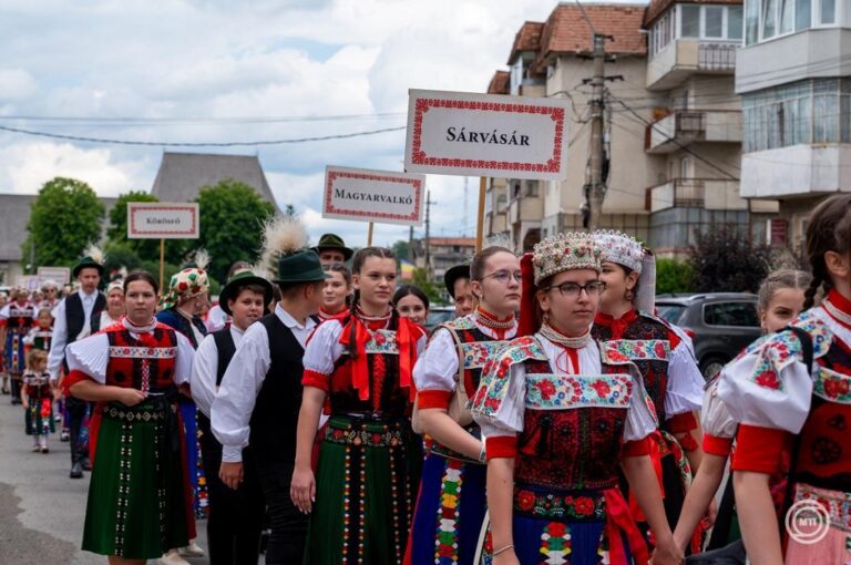 Kalotaszegi magyar települések népviselei